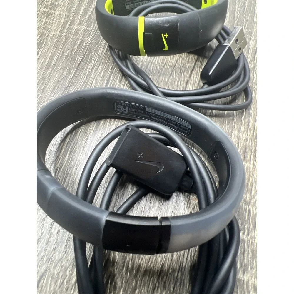 Lot Of 2 Nike + Fuelband SE Activity Tracker Fitness Band Clear Black W/ Charger